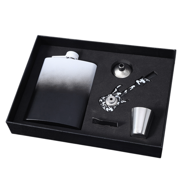 Hip flask set